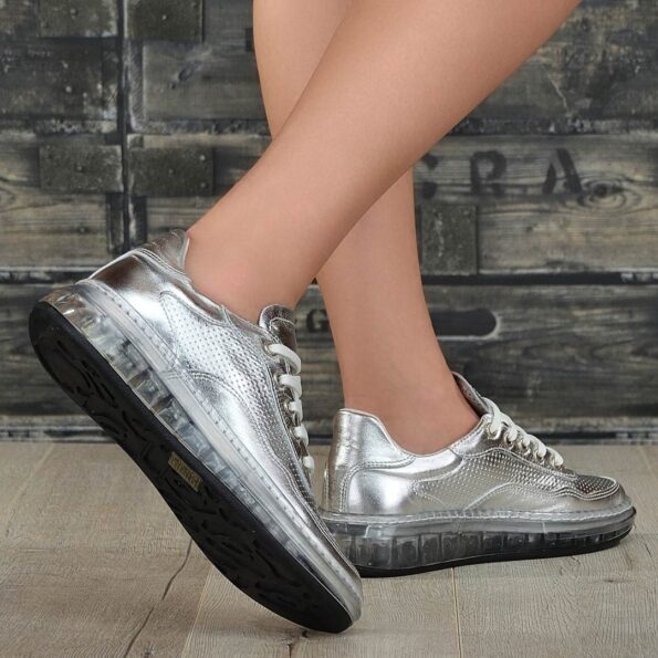 Дамски спортни обувки Dana silver